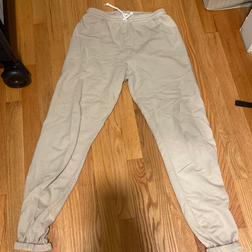 XS light beige soul cycle sweatpants